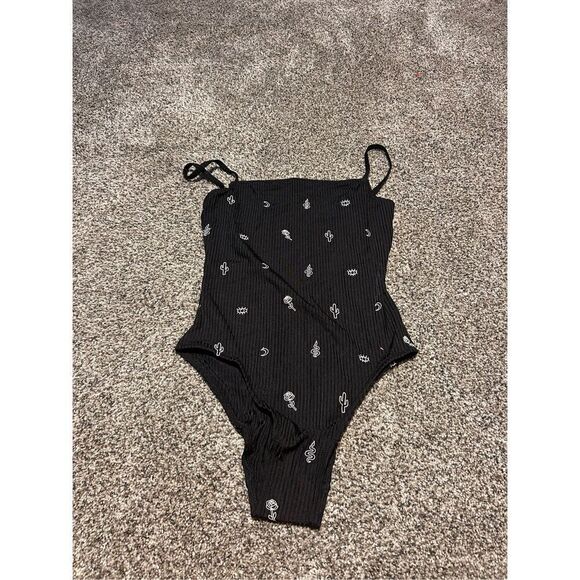 Desert dreamer black one piece bathing suit size small - Picture 1 of 4